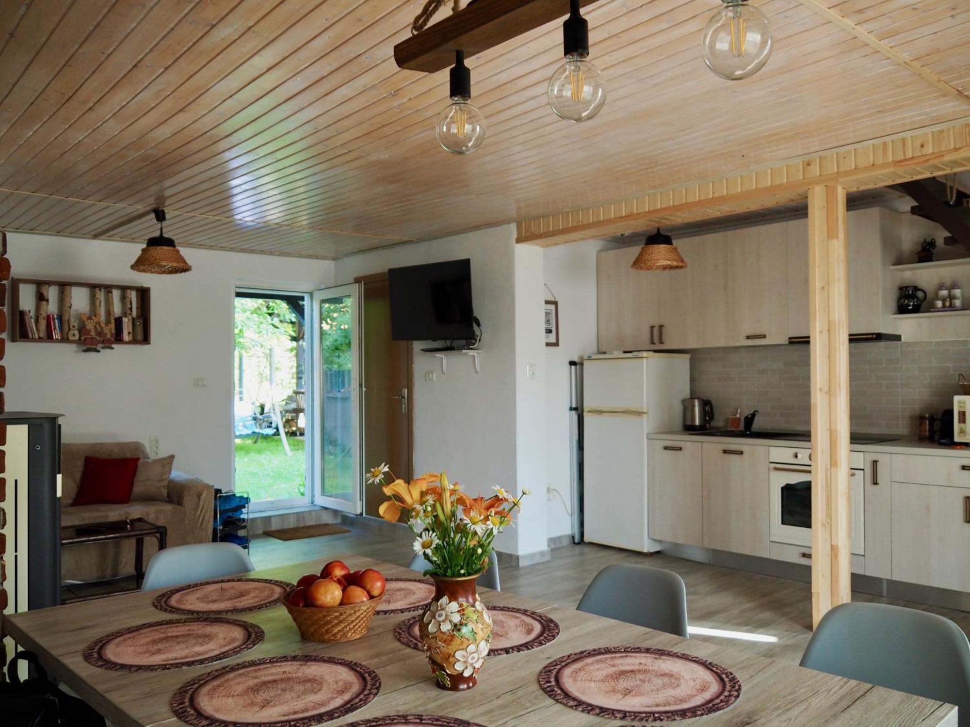 Holiday House Valiug Bagian luar foto
