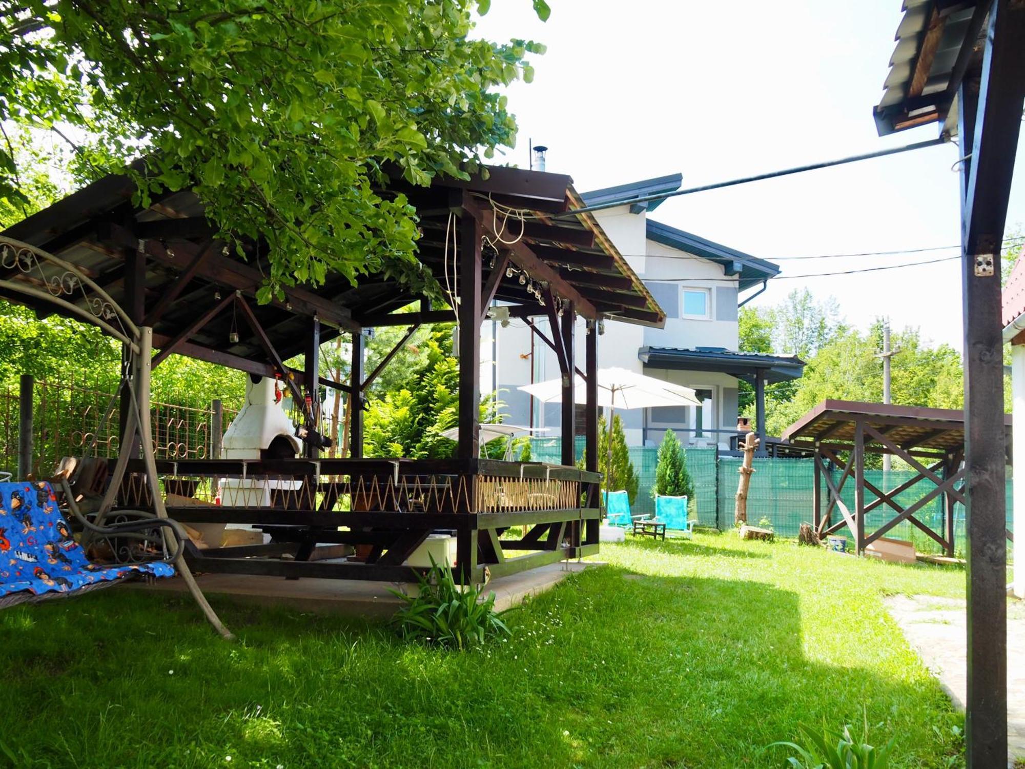 Holiday House Valiug Bagian luar foto